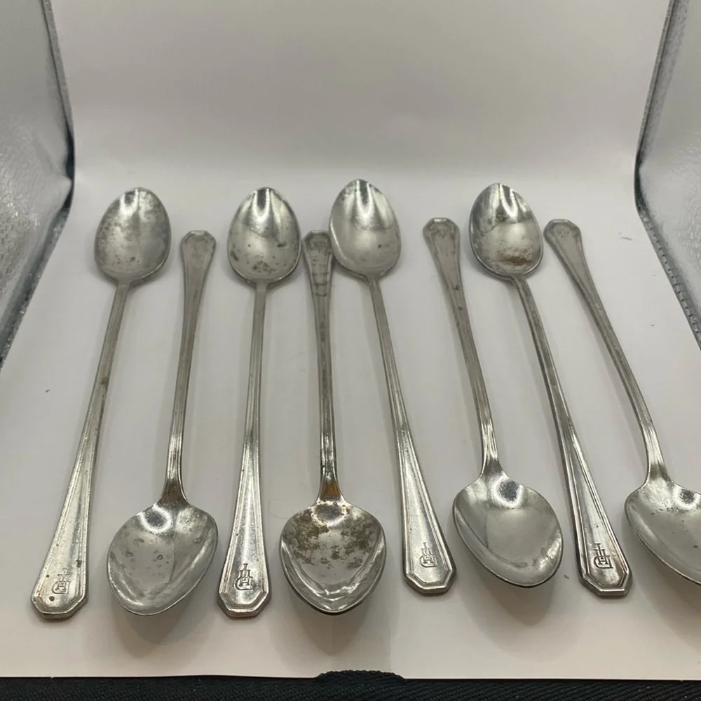 International Silver Co silver plated ice tea spoons set of 8 need polishing VTG